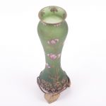 Art nouveau glass vase with metal legs. - Image 3