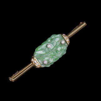 18K Gold Jade Brooch with Pearls and Diamonds.