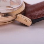 Omega 18K Gold Automatic Wristwatch with Calendar - Image 4