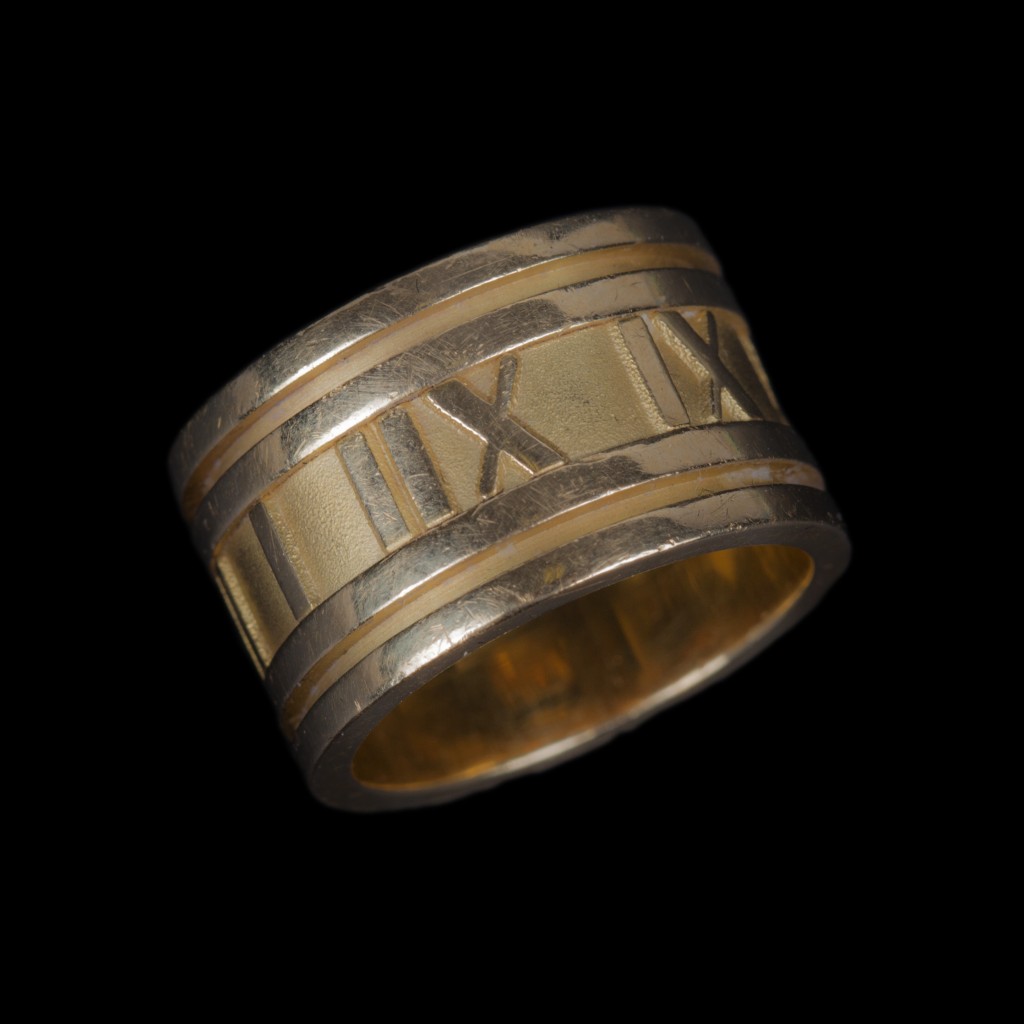 Tiffany & CO gold ring. From Atlas collection. 18 K gold.