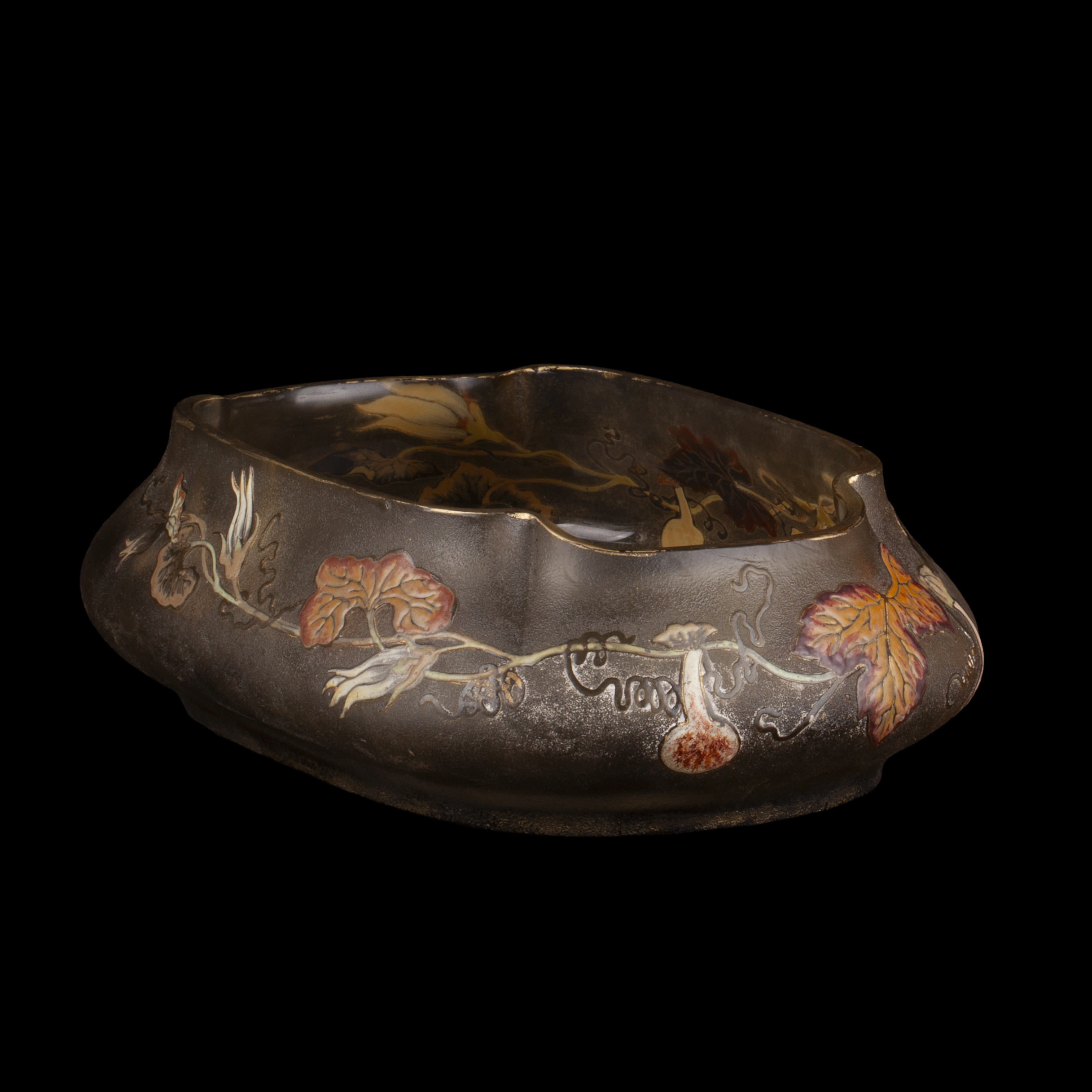 Museum-Quality Émile Gallé Art Nouveau Glass Bowl with Pumpkin Vine Decoration, circa 1900